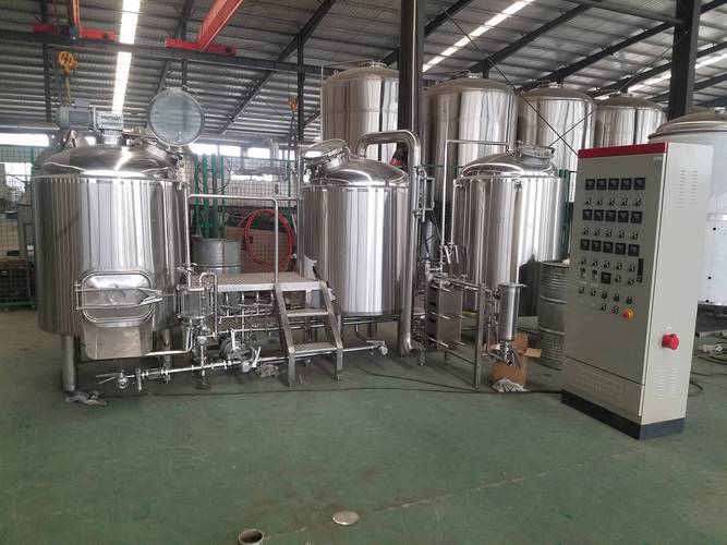 农安全套啤酒设备一套多少钱？开精酿厂到底得配齐哪些？